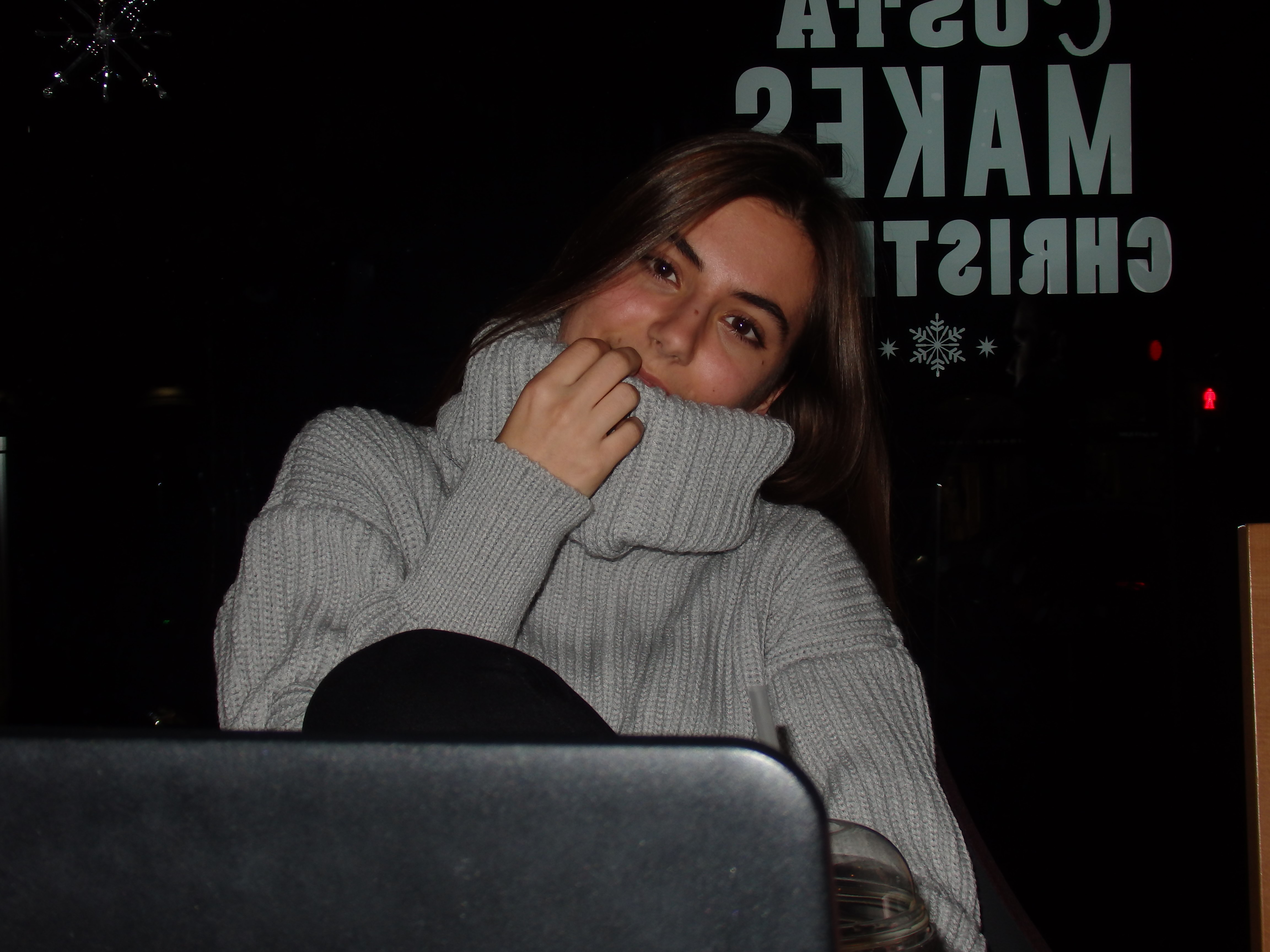 OLYMPUS DIGITAL CAMERA