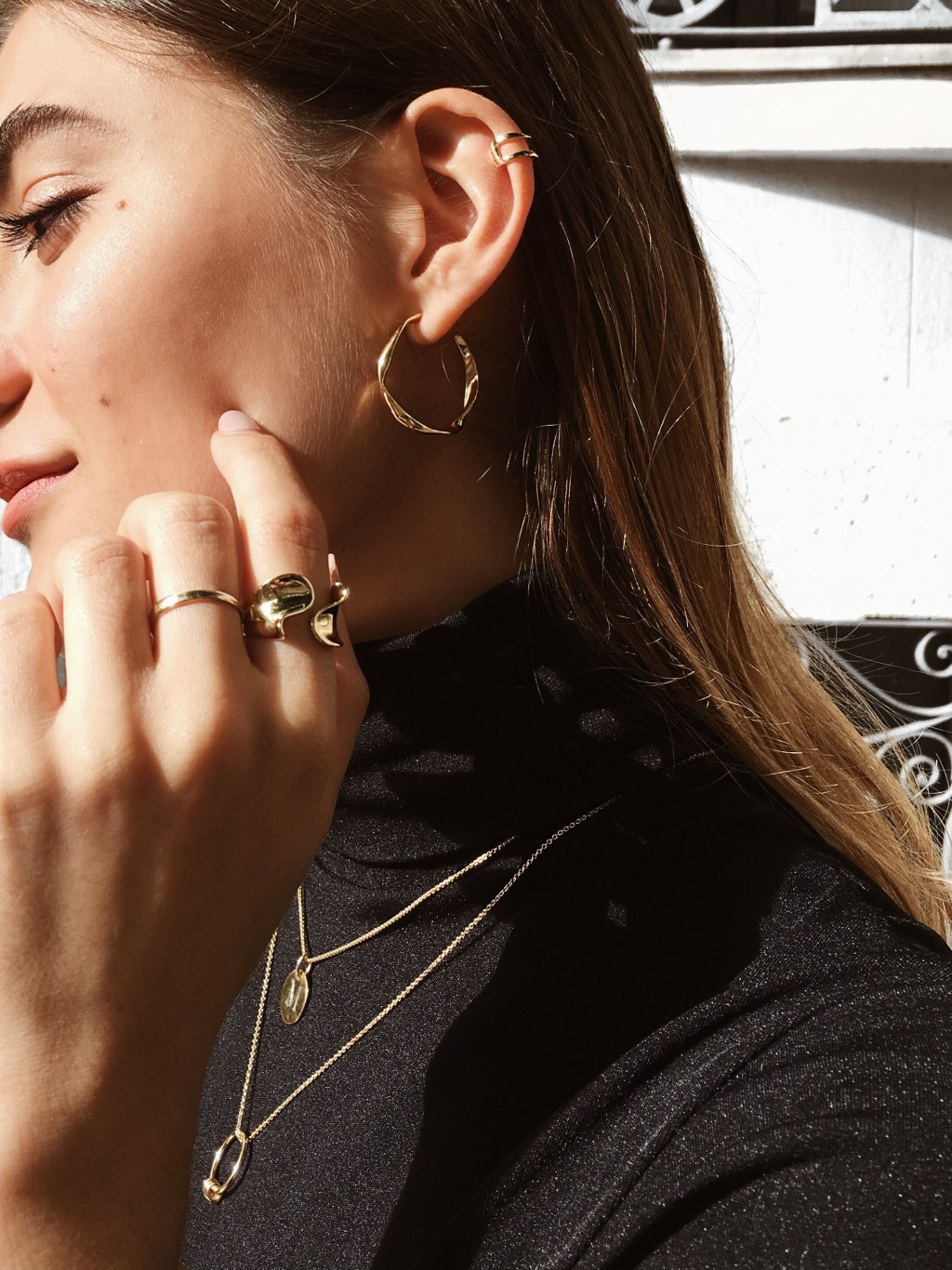 CHOOSE THE RIGHT&nbsp;JEWELRY